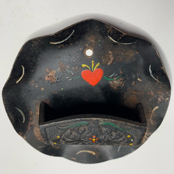 Vintage matchstick holder, black cast iron, wall mount FREE MATCHES - Picture 3 of 10